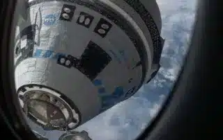 Boeing Starliner docking with ISS
